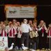 Die Muha-Gruppe auf der Bühne des großen Kursaals